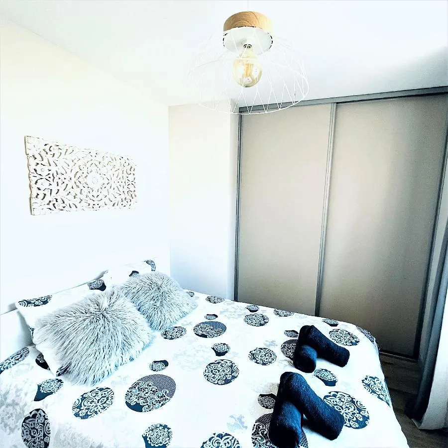 Apartment Le White Cosy A 5 Minutes Du Lac Avec Parking Privatif Gratuit Annecy France