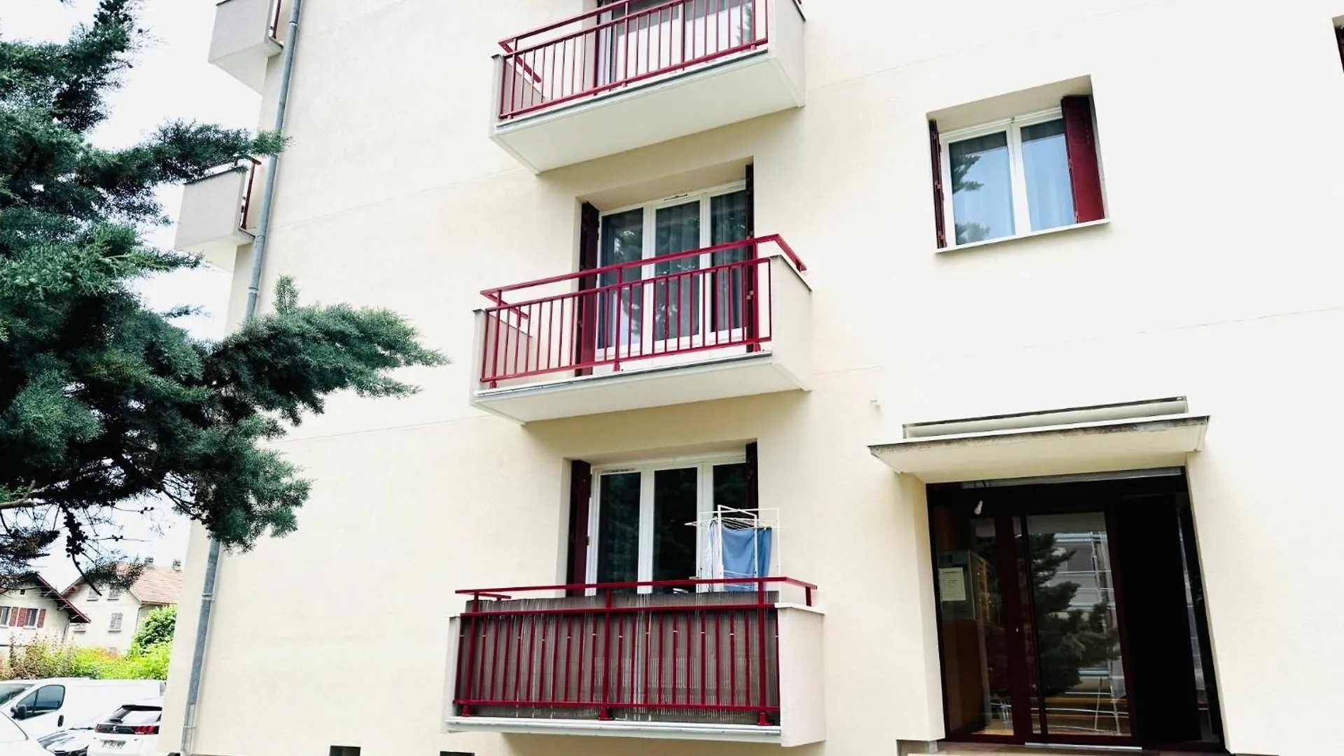 Le White Cosy A 5 Minutes Du Lac Avec Parking Privatif Gratuit Annecy